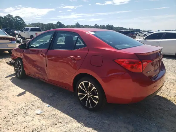 2T1BURHE1JC073211 2018 TOYOTA COROLLA - Image 2