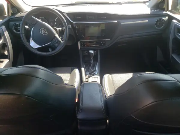 2T1BURHE1JC073211 2018 TOYOTA COROLLA - Image 8