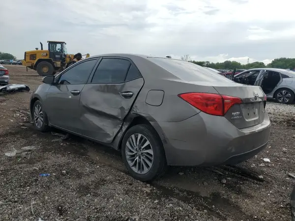 2T1BURHE1JC074617 2018 TOYOTA COROLLA - Image 2