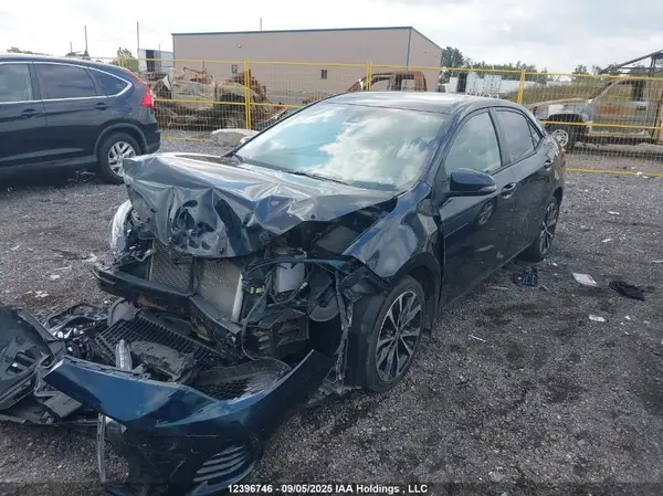 2T1BURHE1JC074925 2018 TOYOTA COROLLA - Image 2