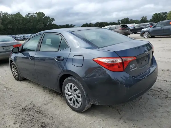 2T1BURHE1JC079042 2018 TOYOTA COROLLA - Image 2