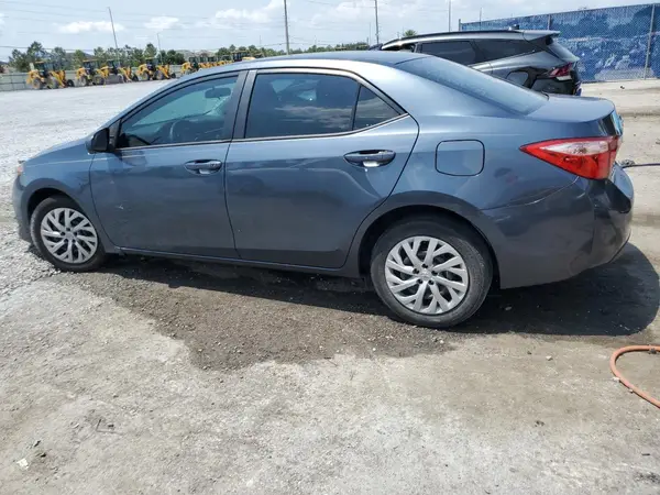 2T1BURHE1JC079557 2018 TOYOTA COROLLA - Image 2