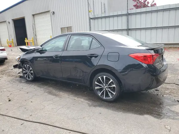 2T1BURHE1JC082023 2018 TOYOTA COROLLA - Image 2