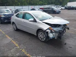 2T1BURHE1JC082118 2018 TOYOTA COROLLA