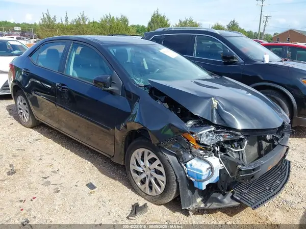 2T1BURHE1JC082619 2018 TOYOTA COROLLA - Image 1