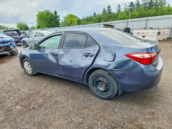 2T1BURHE1JC082832 2018 TOYOTA COROLLA - Image 2