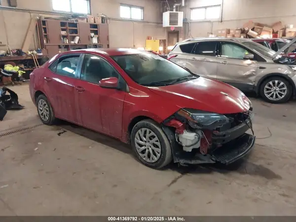 2T1BURHE1JC083186 2018 TOYOTA COROLLA - Image 1
