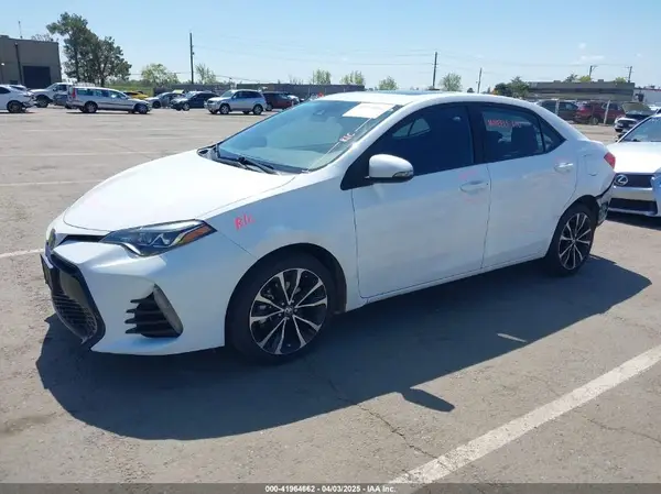 2T1BURHE1JC089408 2018 TOYOTA COROLLA - Image 2