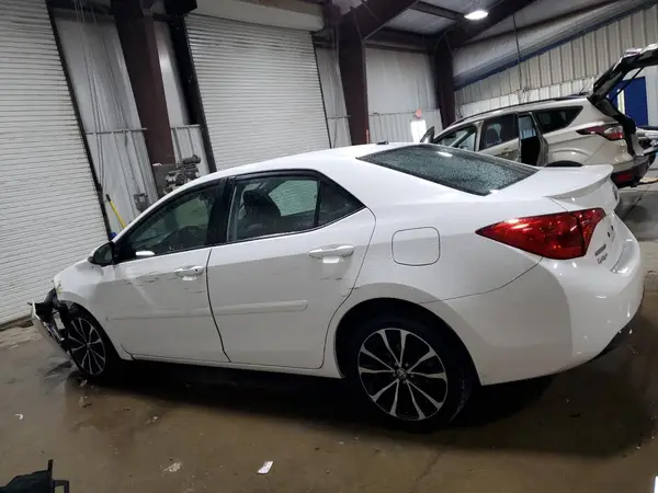 2T1BURHE1JC090347 2018 TOYOTA COROLLA - Image 2