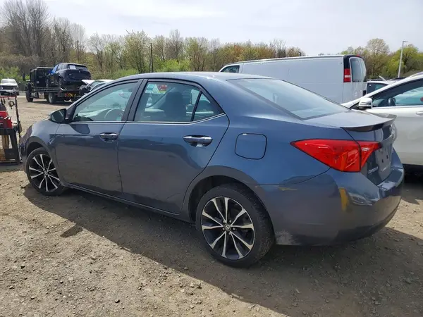2T1BURHE1JC091255 2018 TOYOTA COROLLA - Image 2