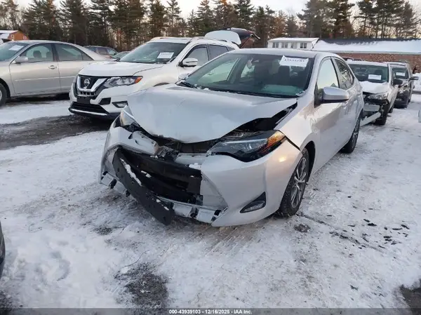 2T1BURHE1JC096472 2018 TOYOTA COROLLA - Image 2