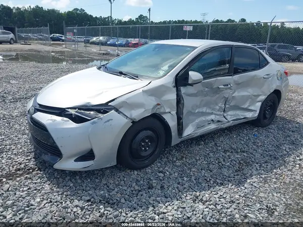 2T1BURHE1JC096794 2018 TOYOTA COROLLA - Image 2