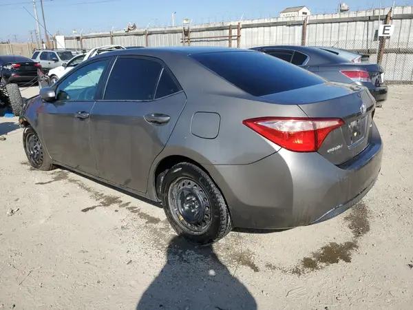 2T1BURHE1JC099579 2018 TOYOTA COROLLA - Image 2