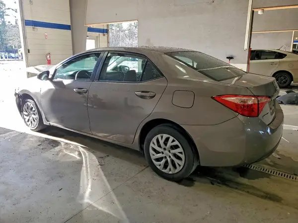 2T1BURHE1JC100794 2018 TOYOTA COROLLA - Image 2