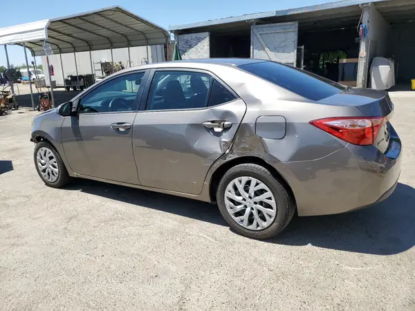 2T1BURHE1JC101489 2018 TOYOTA COROLLA - Image 2