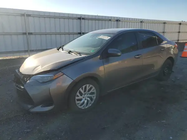 2T1BURHE1JC101556 2018 TOYOTA COROLLA - Image 1