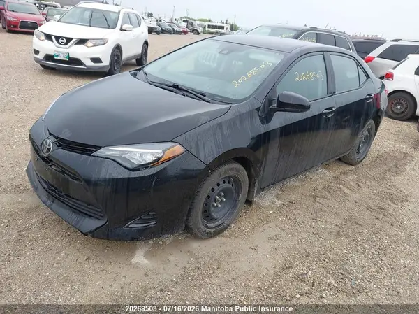 2T1BURHE1JC104960 2018 TOYOTA COROLLA - Image 2