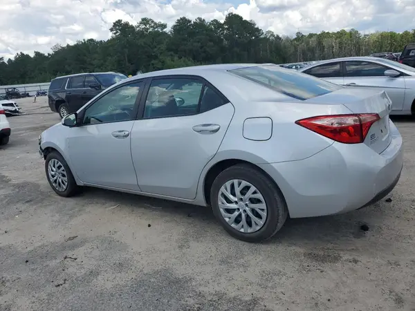 2T1BURHE1JC106207 2018 TOYOTA COROLLA - Image 2