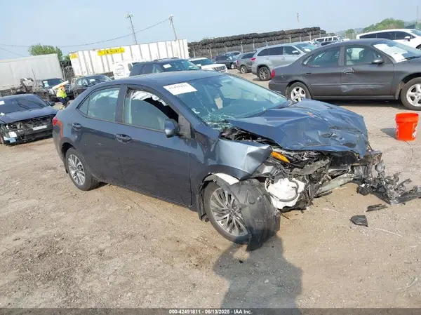 2T1BURHE1JC109897 2018 TOYOTA COROLLA - Image 1