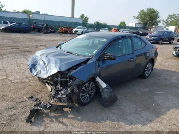 2T1BURHE1JC109897 2018 TOYOTA COROLLA - Image 2