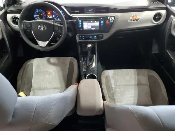 2T1BURHE1JC110144 2018 TOYOTA COROLLA - Image 8