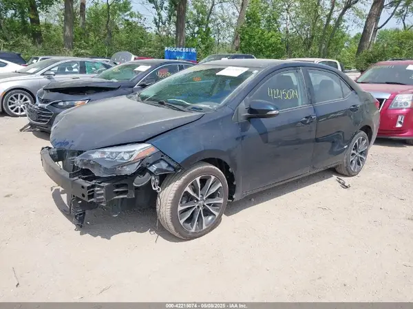 2T1BURHE1JC111066 2018 TOYOTA COROLLA - Image 2