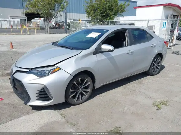 2T1BURHE1JC116879 2018 TOYOTA COROLLA - Image 2