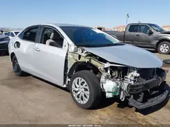 2T1BURHE1JC117868 2018 TOYOTA COROLLA