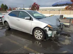 2T1BURHE1JC122567 2018 TOYOTA COROLLA