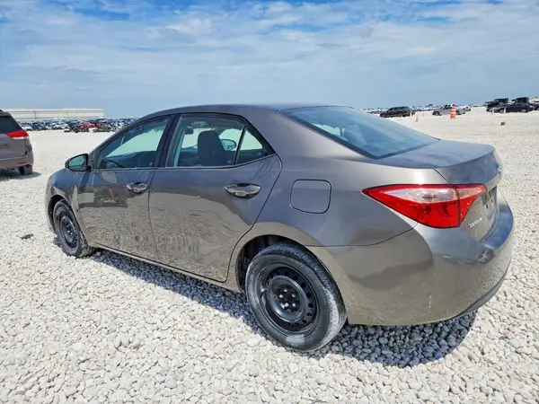 2T1BURHE1JC966382 2018 TOYOTA COROLLA - Image 2