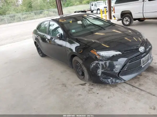 2T1BURHE1JC971193 2018 TOYOTA COROLLA - Image 1