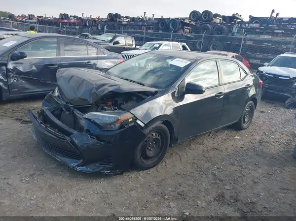 2T1BURHE1JC972652 2018 TOYOTA COROLLA - Image 2