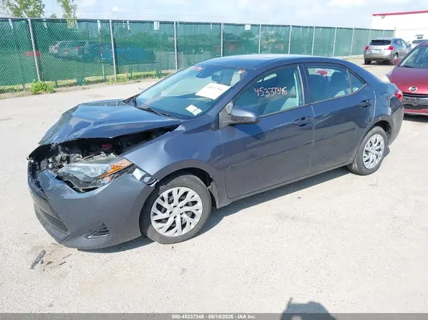 2T1BURHE1JC980461 2018 TOYOTA COROLLA - Image 2