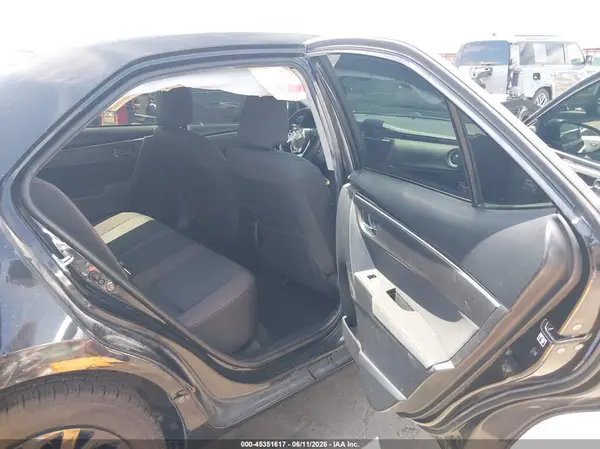 2T1BURHE1JC985062 2018 TOYOTA COROLLA - Image 8
