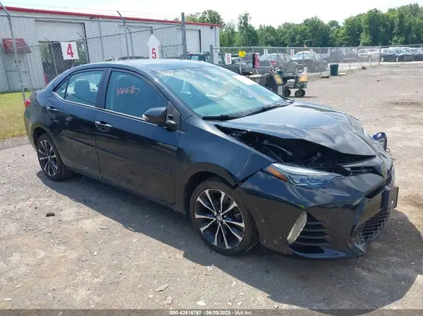 2T1BURHE1JC987118 2018 TOYOTA COROLLA - Image 1