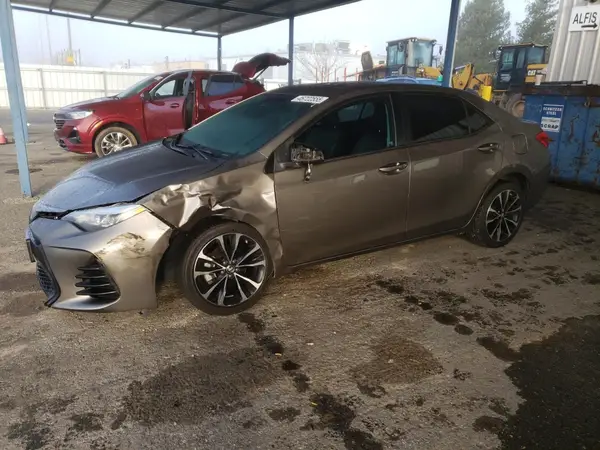 2T1BURHE1JC987636 2018 TOYOTA COROLLA - Image 1