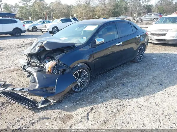 2T1BURHE1JC987670 2018 TOYOTA COROLLA - Image 2