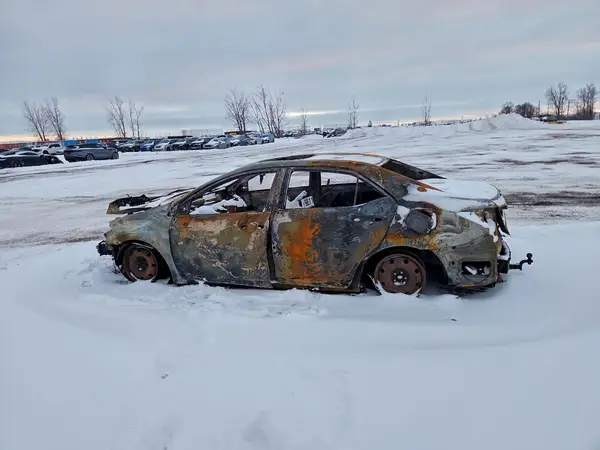2T1BURHE1JC988530 2018 TOYOTA COROLLA - Image 2