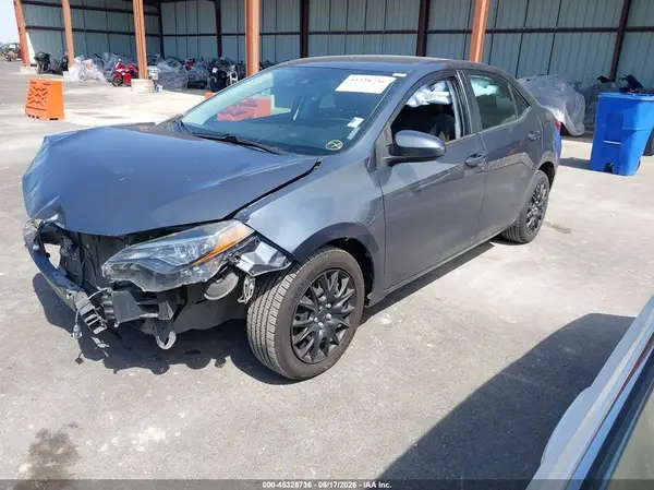2T1BURHE1JC989211 2018 TOYOTA COROLLA - Image 2