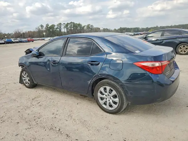 2T1BURHE1JC990701 2018 TOYOTA COROLLA - Image 2
