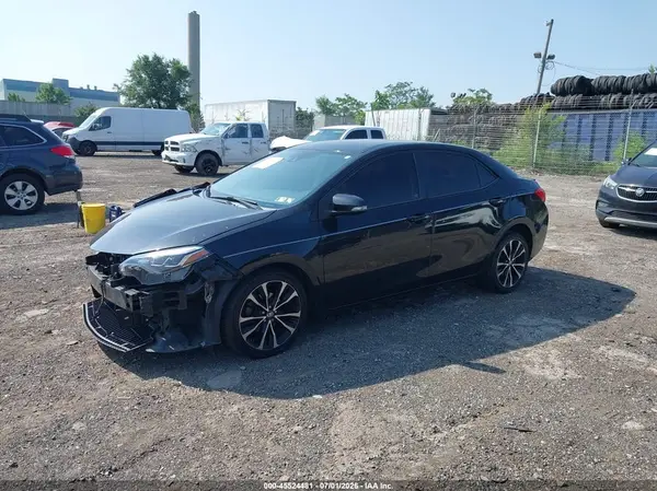 2T1BURHE1JC990729 2018 TOYOTA COROLLA - Image 2