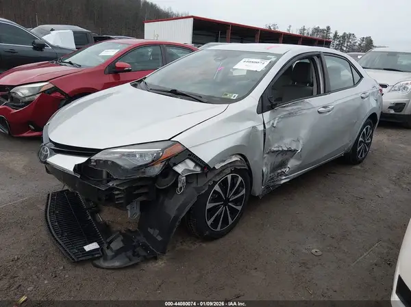 2T1BURHE1JC991475 2018 TOYOTA COROLLA - Image 2