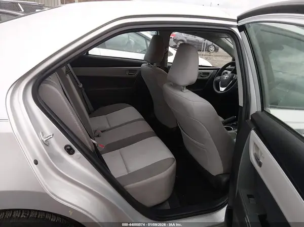 2T1BURHE1JC991475 2018 TOYOTA COROLLA - Image 8