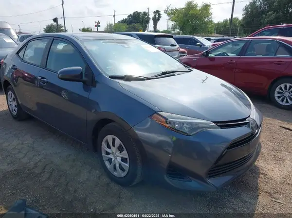 2T1BURHE1JC991542 2018 TOYOTA COROLLA - Image 1