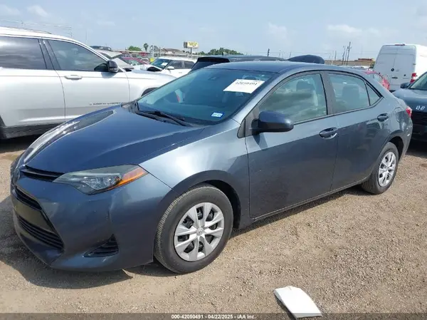 2T1BURHE1JC991542 2018 TOYOTA COROLLA - Image 2