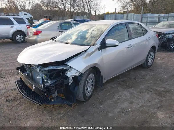 2T1BURHE1JC993744 2018 TOYOTA COROLLA - Image 2