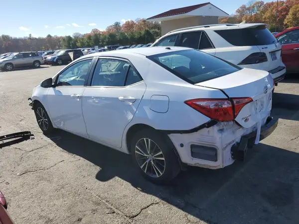 2T1BURHE1KC125910 2019 TOYOTA COROLLA - Image 2