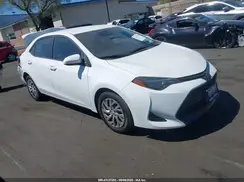 2T1BURHE1KC131335 2019 TOYOTA COROLLA