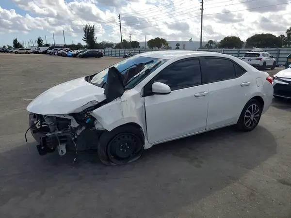 2T1BURHE1KC139807 2019 TOYOTA COROLLA - Image 1