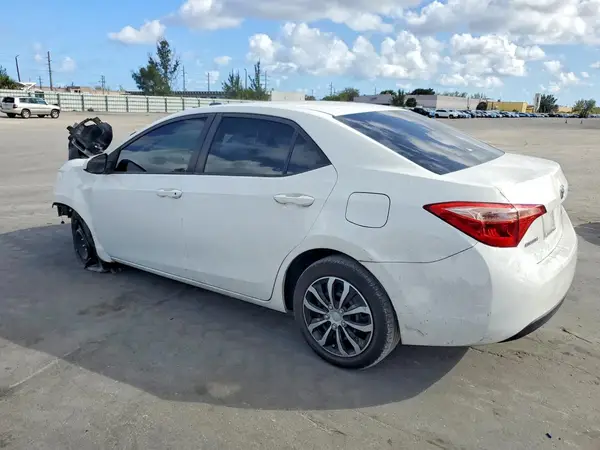 2T1BURHE1KC139807 2019 TOYOTA COROLLA - Image 2